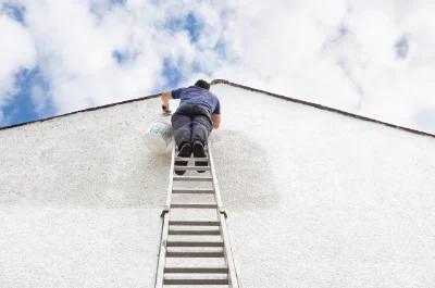 Peinture extérieure à Ussy — façades et ravalement